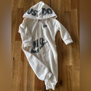 Nike Kids Cream Hooded Footie